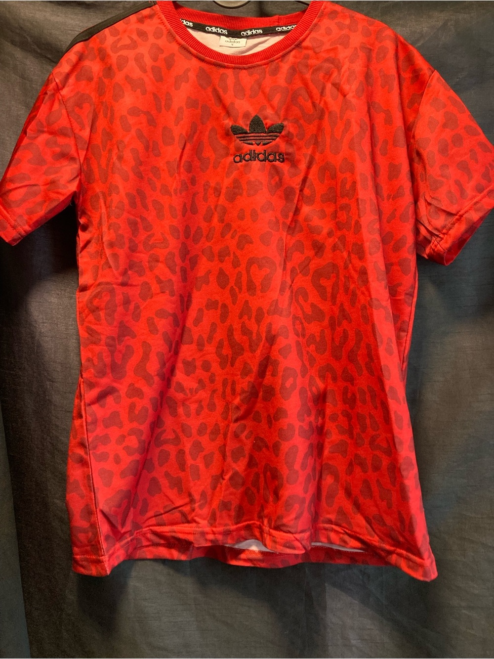 Adidas Originals Red Leopard Print Trefoil T-Shirt Small Y2K
